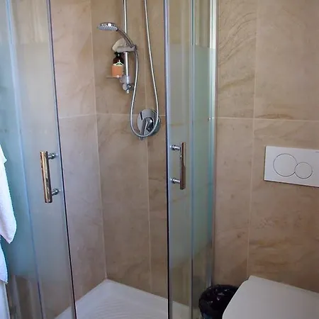 Apartament River House *